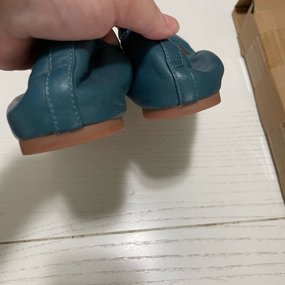 Teal Cole Haan Elbridge Leather ballet flats, size 8. - Picture 6 of 6
